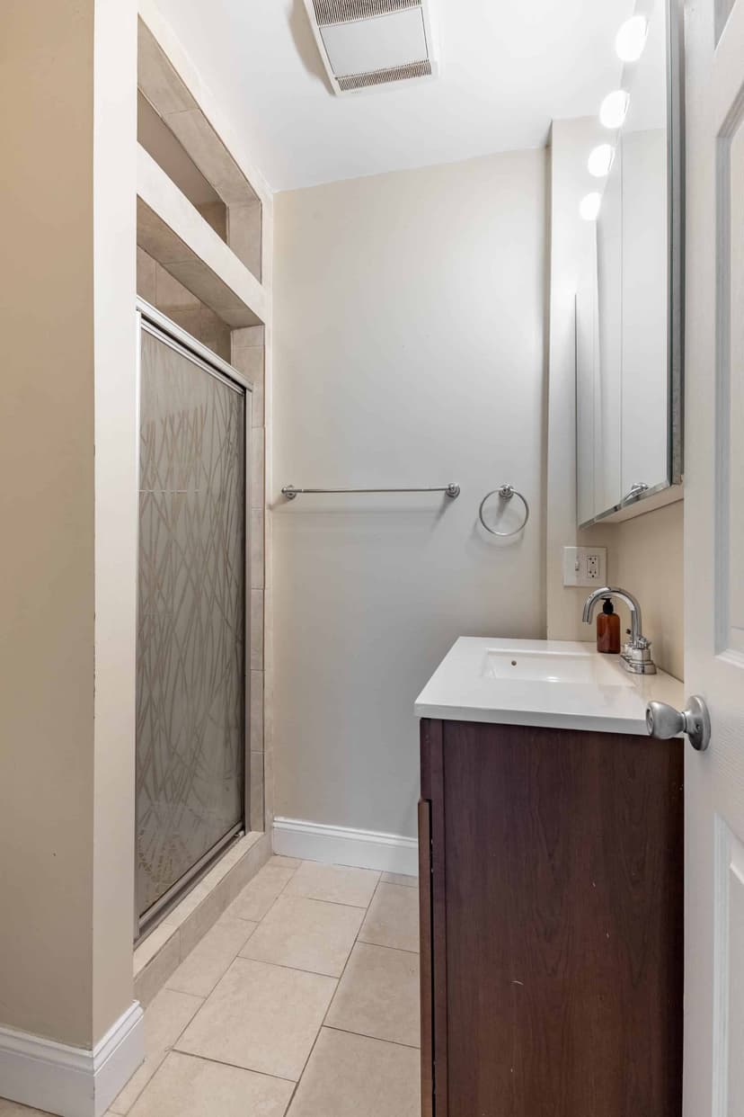 June Homes 02143, Boston image 8