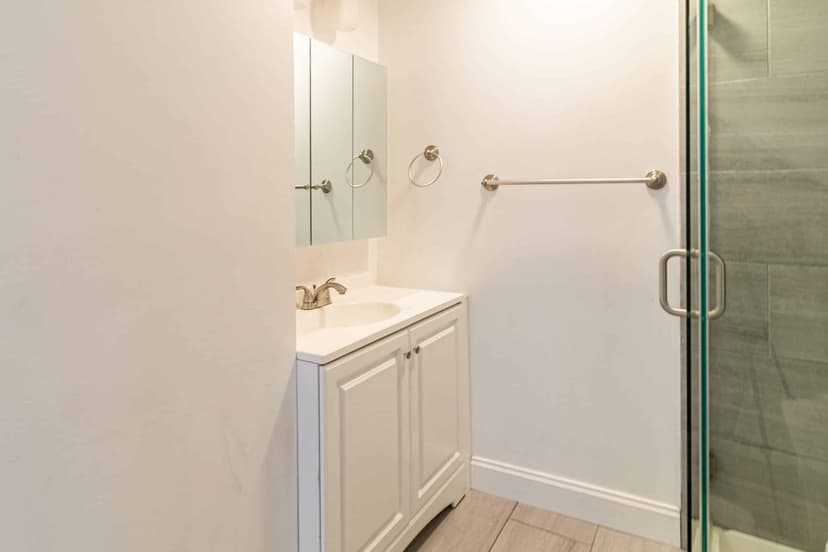 June Homes 02143, Boston image 10