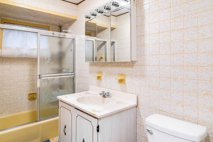 June Homes 02143, Boston image 13