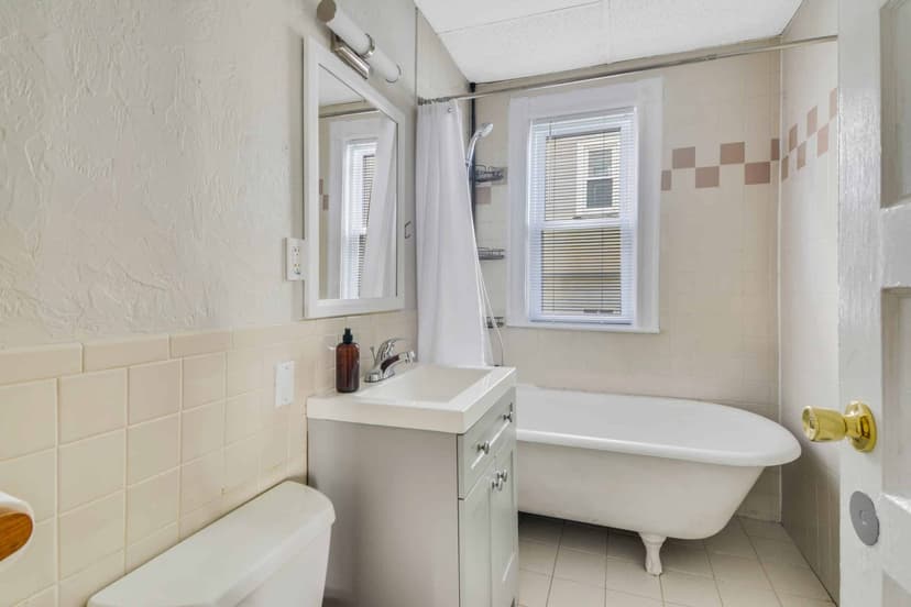June Homes 02143, Boston image 57