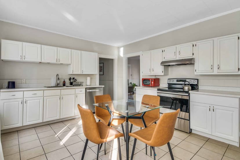 June Homes 02143, Boston image 78