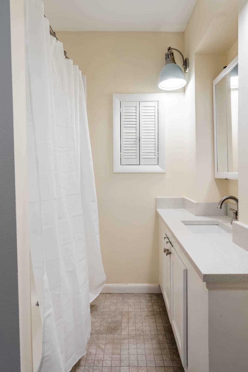 June Homes 02113, Boston image 14