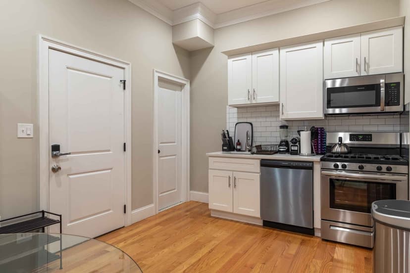 June Homes 02113, Boston image 20