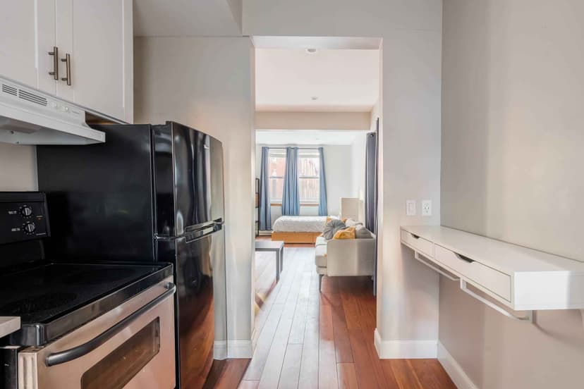 June Homes 02113, Boston view 7