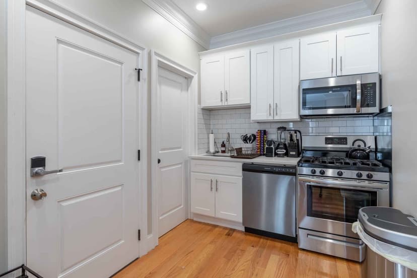 June Homes 02113, Boston image 77