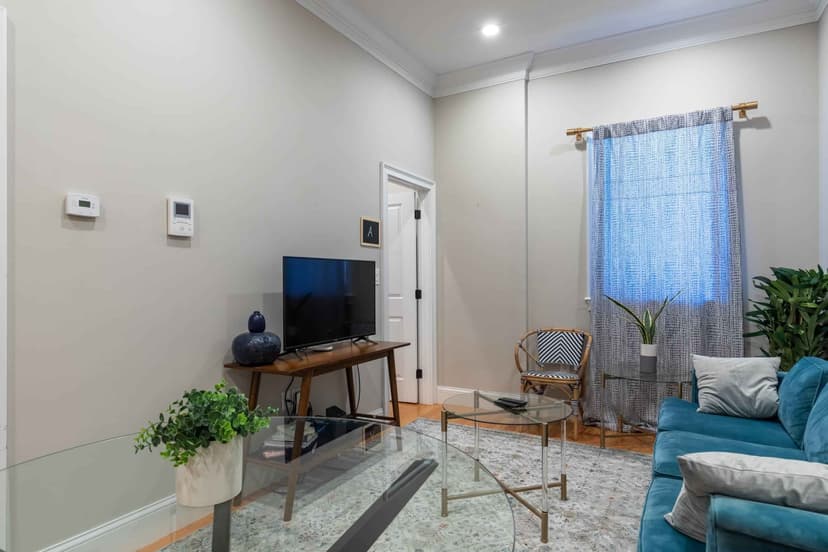 June Homes 02113, Boston image 23