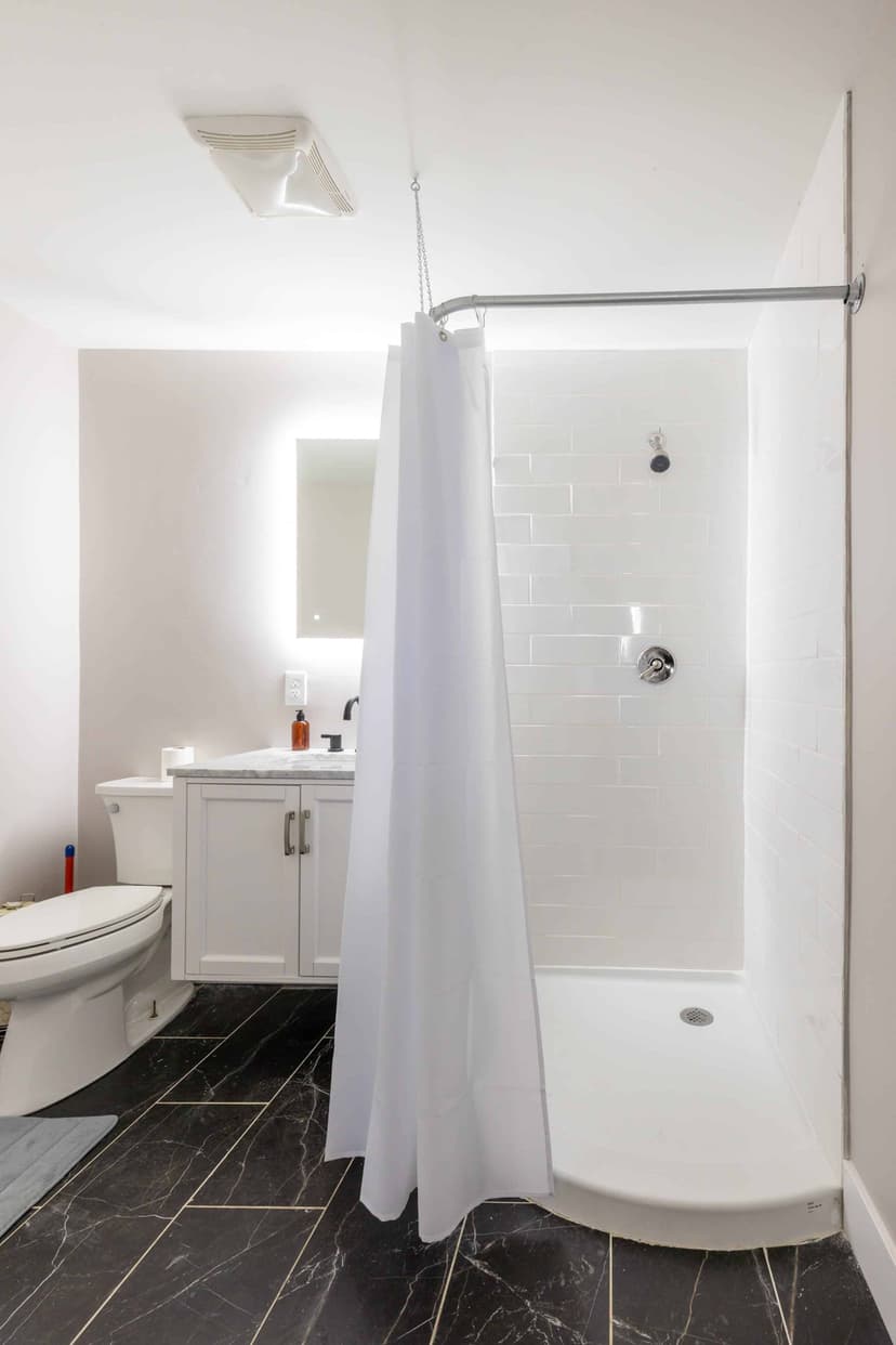 June Homes 02119, Boston image 29