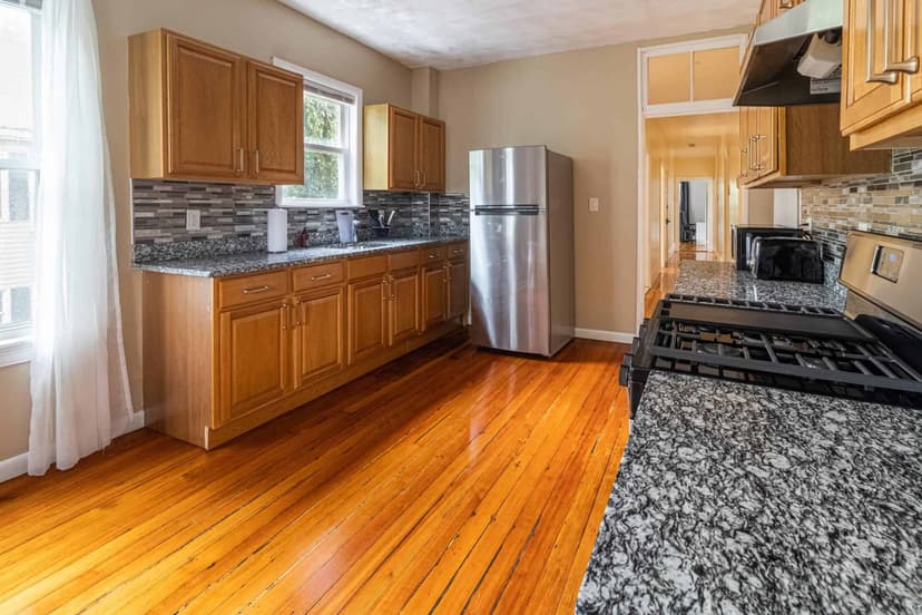 June Homes 02119, Boston image 11