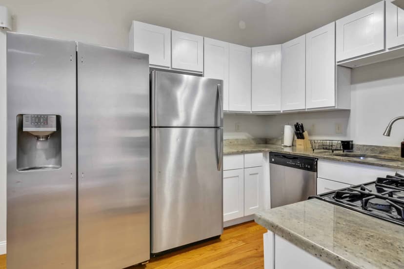 June Homes 02119, Boston image 41