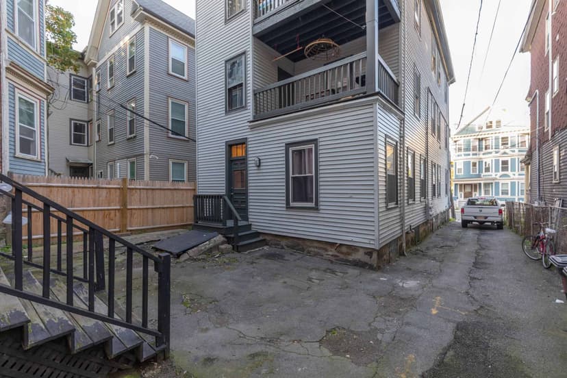 June Homes 02120, Boston image 23