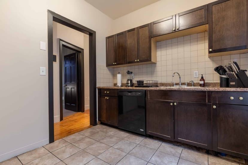 June Homes 02120, Boston image 18