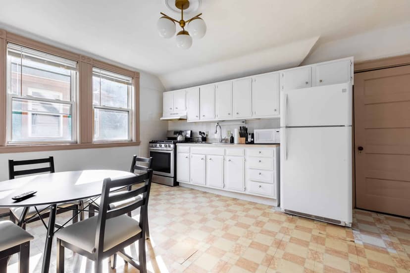 June Homes 02121, Boston image 10