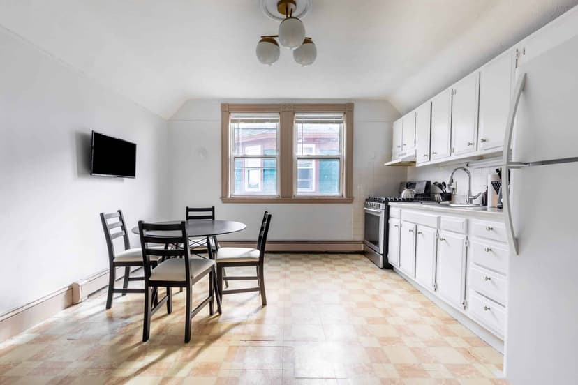 June Homes 02121, Boston image 13