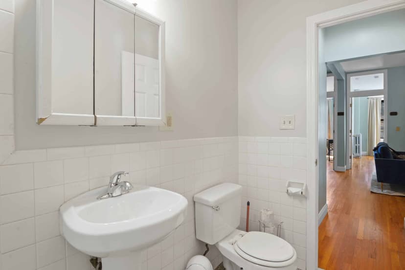 June Homes 02135, Boston image 42