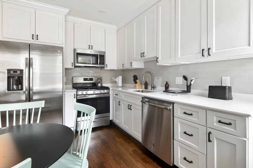 June Homes 02135, Boston image 23