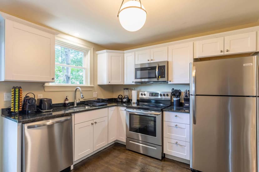 June Homes 02135, Boston image 43
