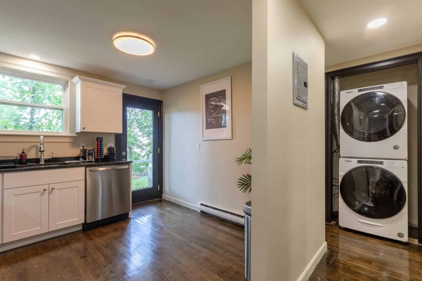 June Homes 02135, Boston image 37