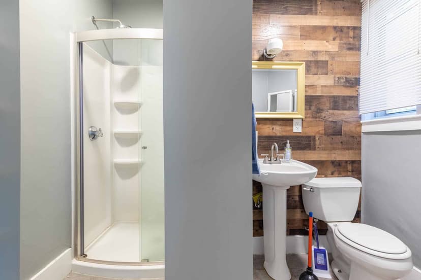 June Homes 02135, Boston image 110