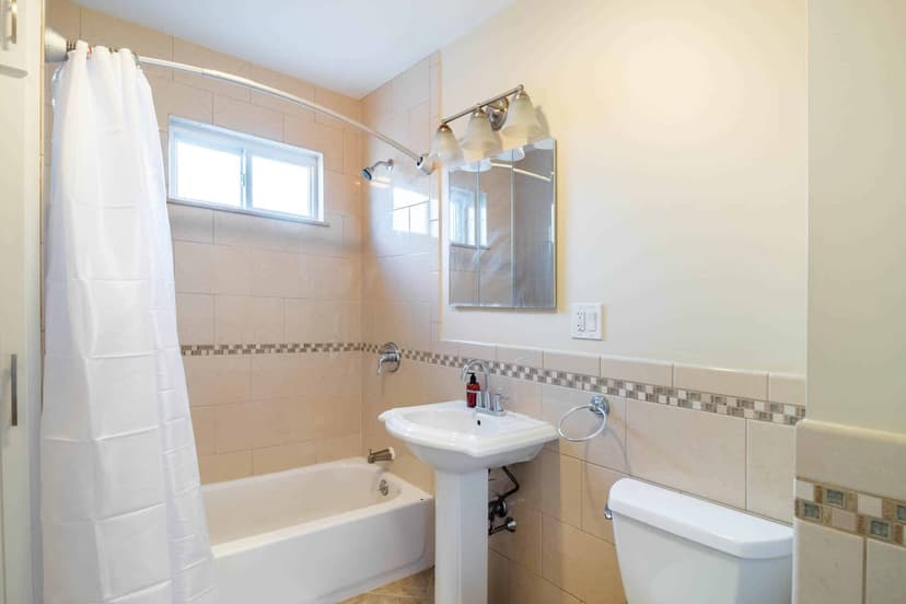 June Homes 02135, Boston image 160