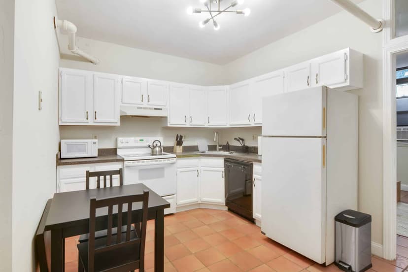 June Homes 02135, Boston image 102