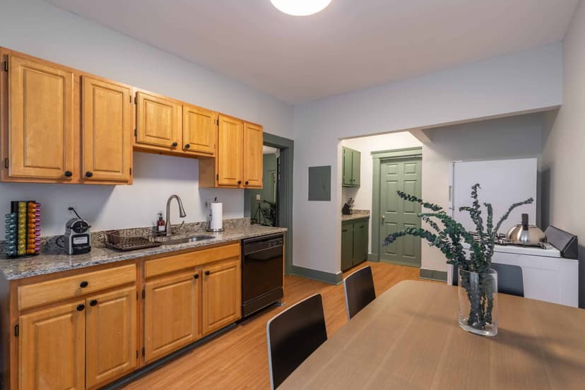 June Homes 02135, Boston image 22