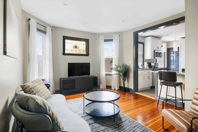 June Homes 02135, Boston image 19