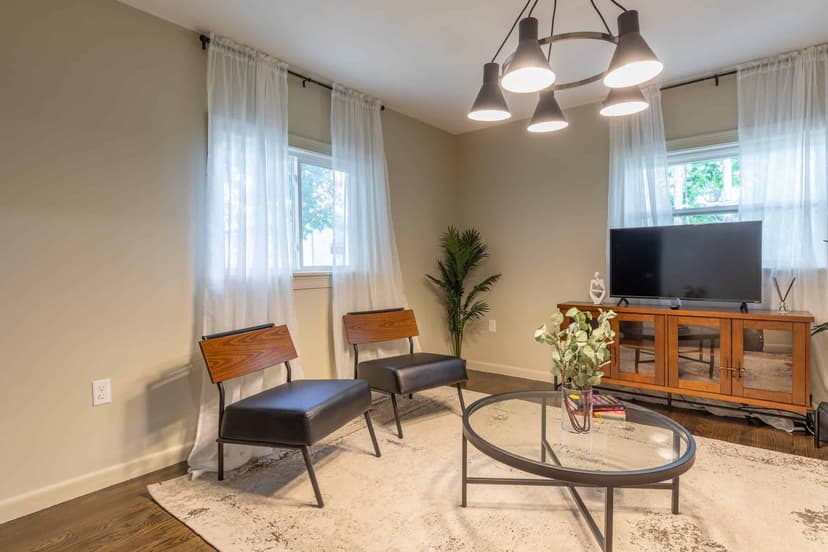 June Homes 02135, Boston image 31