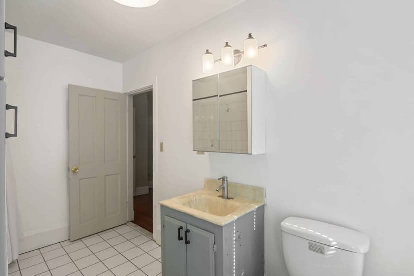 June Homes 02135, Boston image 49