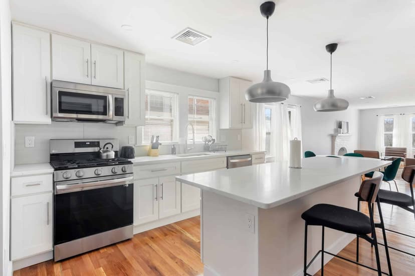 June Homes 02135, Boston image 155