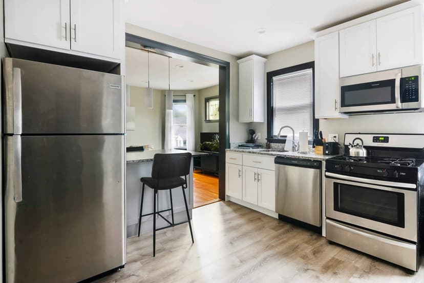 June Homes 02135, Boston image 25