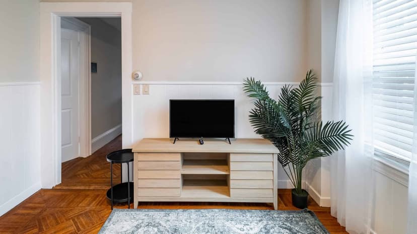 June Homes 02135, Boston image 86