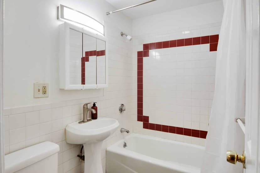 June Homes 02135, Boston image 187