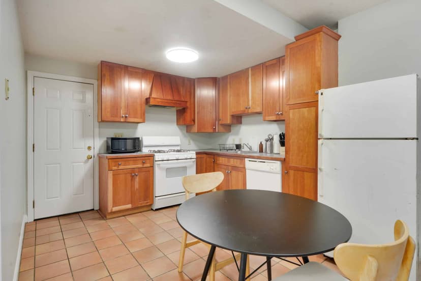 June Homes 02135, Boston image 191