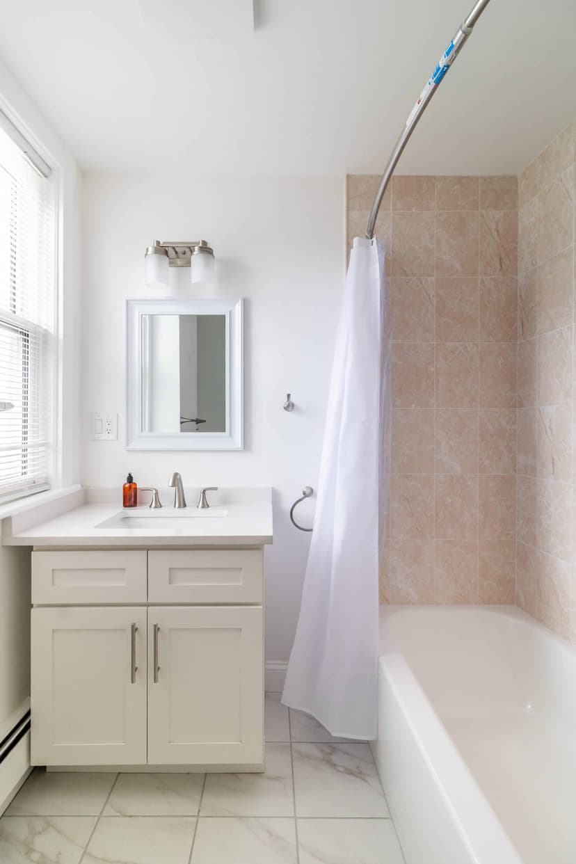 June Homes 02135, Boston image 124