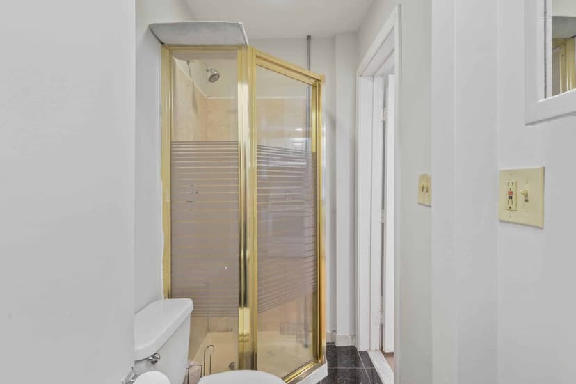 June Homes 02135, Boston image 89