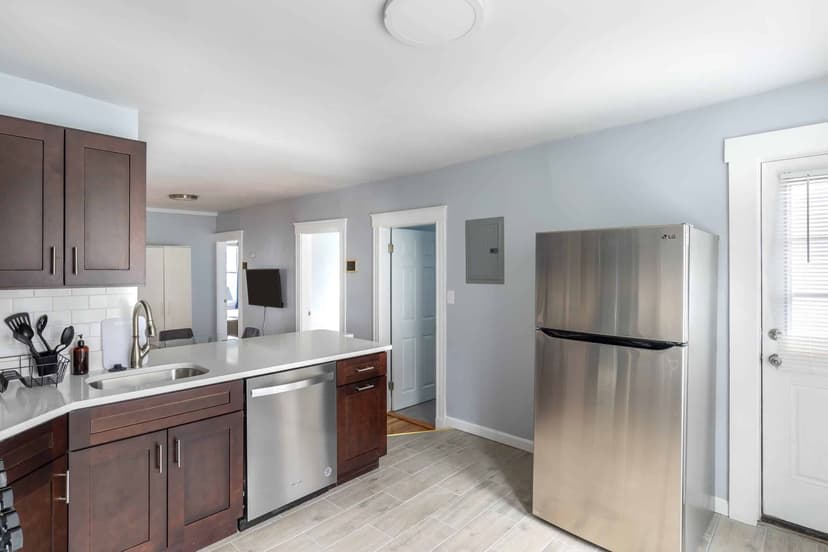 June Homes 02135, Boston image 200