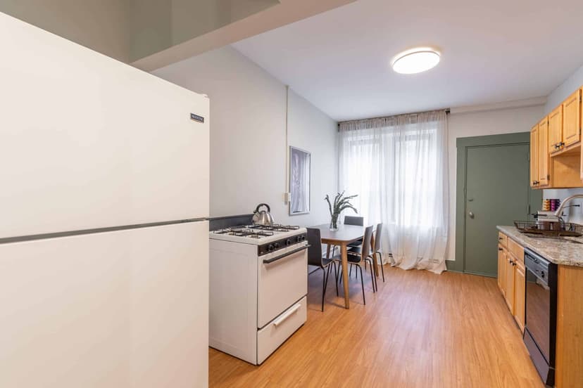 June Homes 02135, Boston image 39