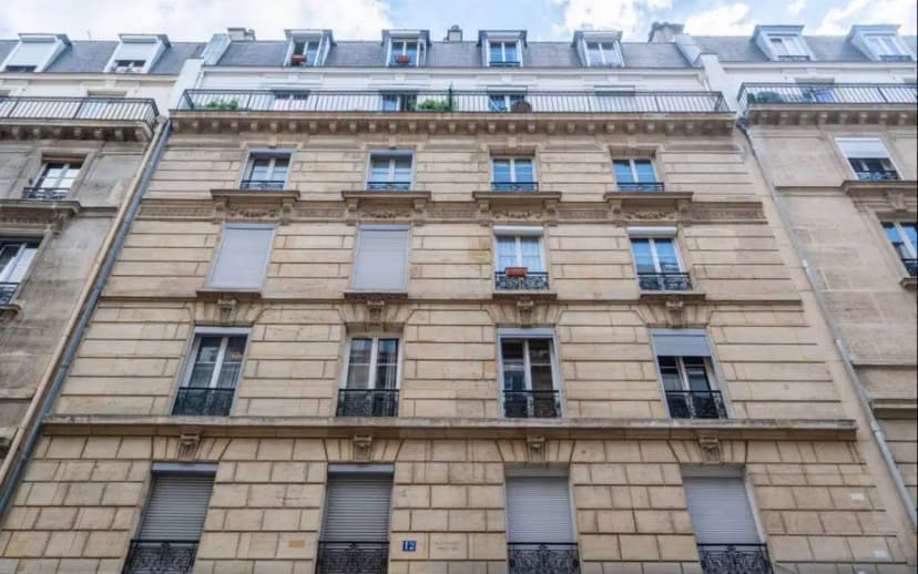 XO 75012, Paris view 6