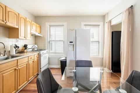 June Homes 02125, Boston image 93