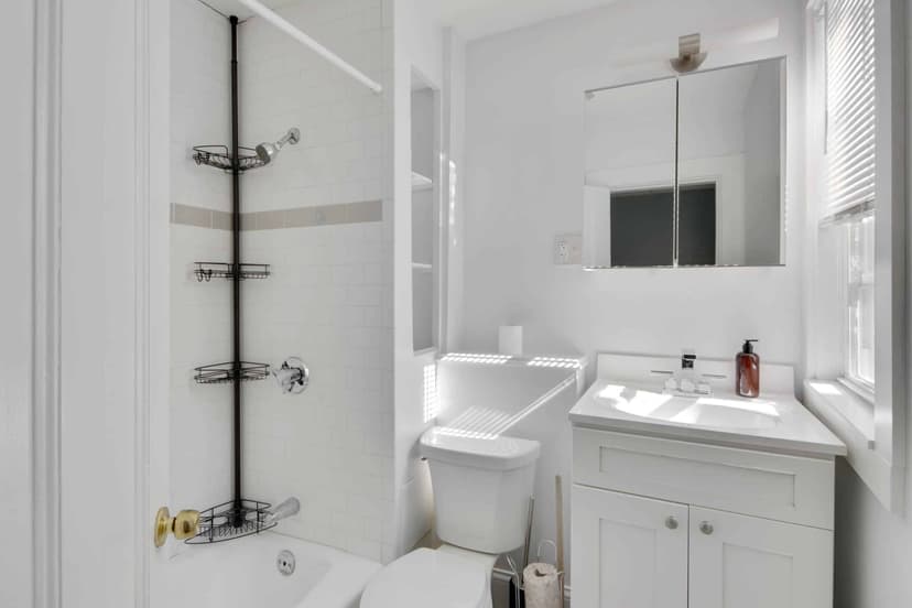 June Homes 02125, Boston image 139