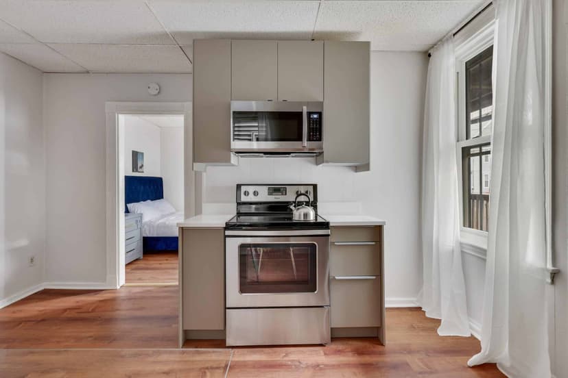 June Homes 02125, Boston image 133