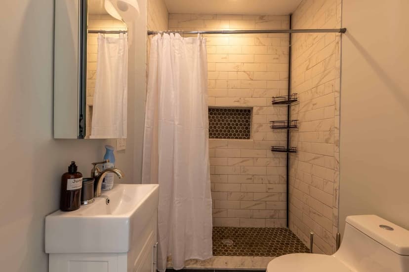 June Homes 02125, Boston image 107