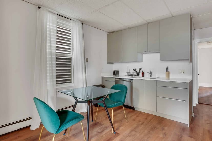 June Homes 02125, Boston image 135