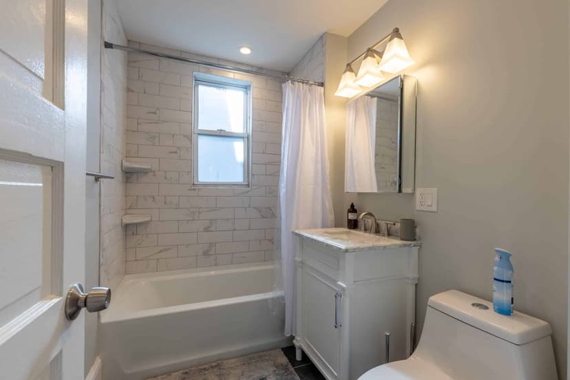 June Homes 02125, Boston image 36