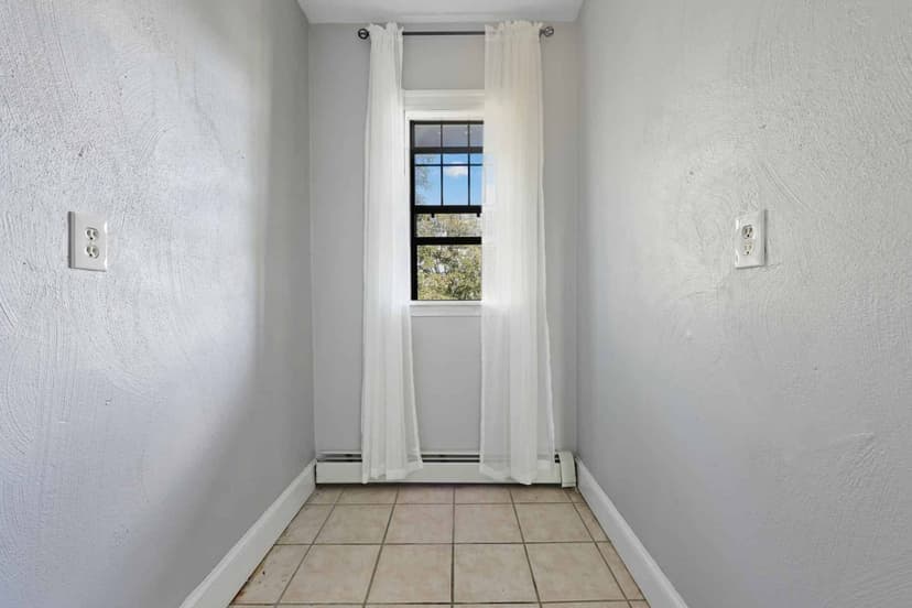 June Homes 02125, Boston image 116