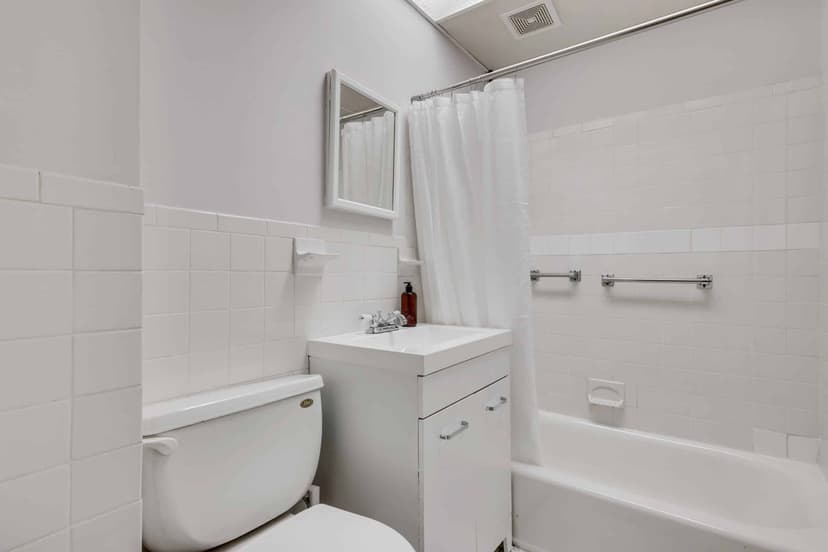 June Homes 02125, Boston image 132