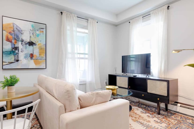 June Homes 02125, Boston image 129