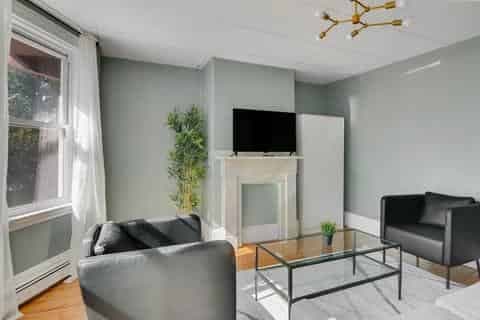 June Homes 02125, Boston image 137