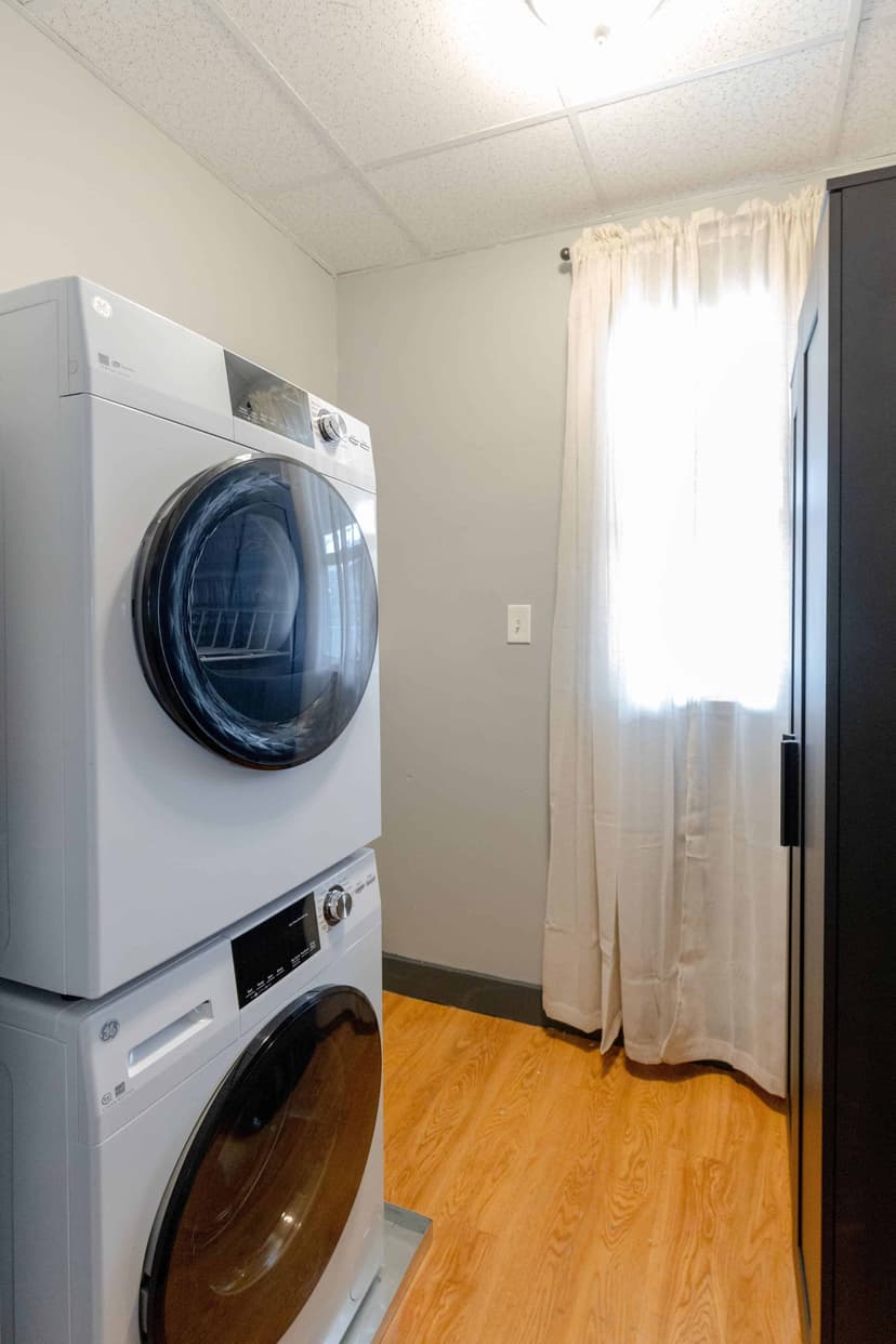 June Homes 02125, Boston image 74