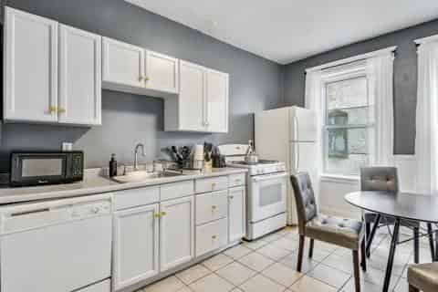 June Homes 02134, Boston image 94